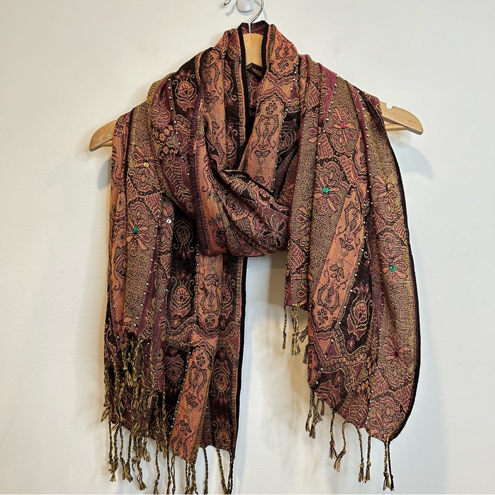 ☀️ 3/$15 Floral Paisley Print Scarf with Sequin detail